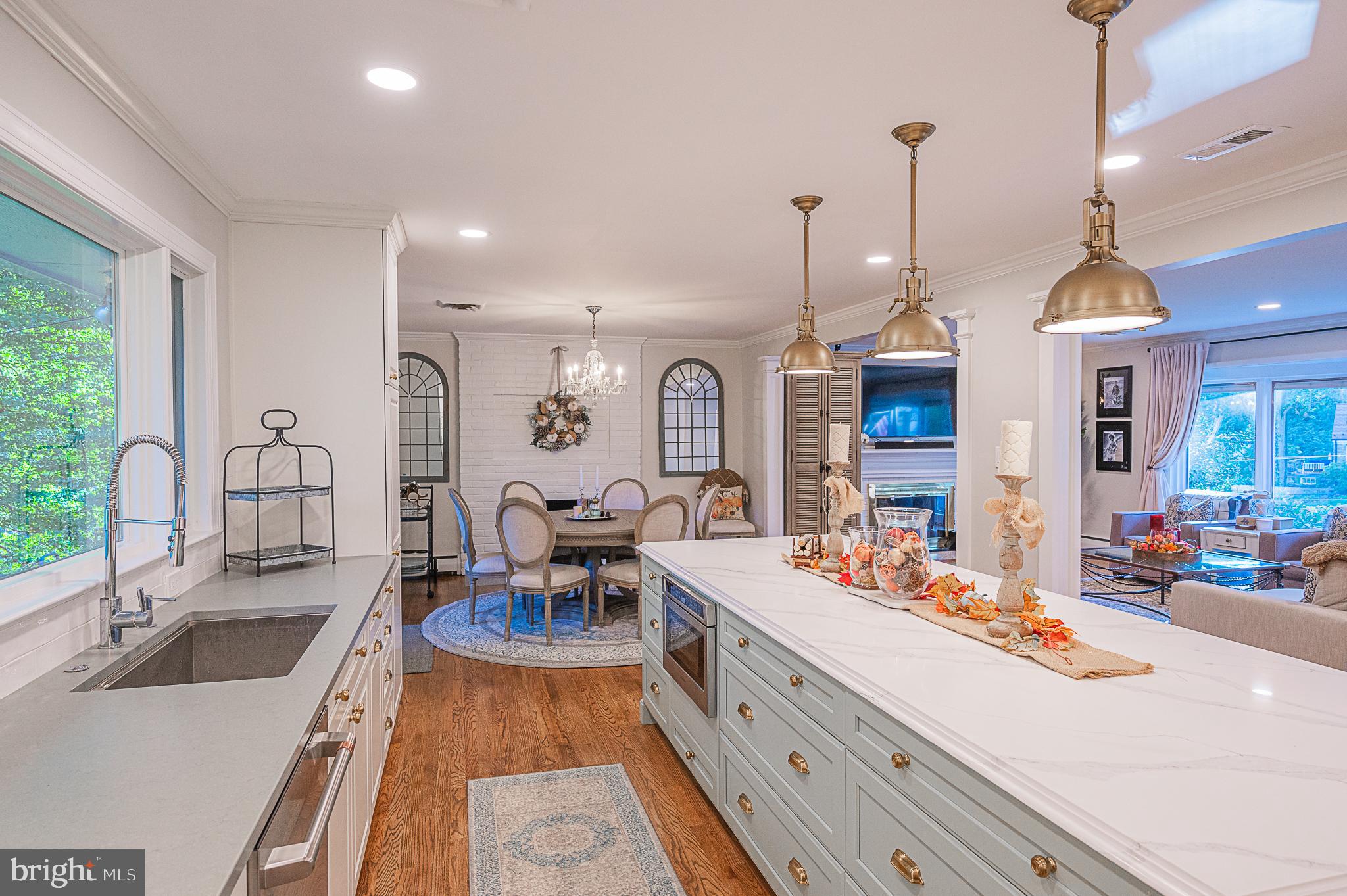 3675 Military Road Arlington, VA 22207 - Photo 14 of 40 Stunning Carrara Marble Quartz Island Countertop