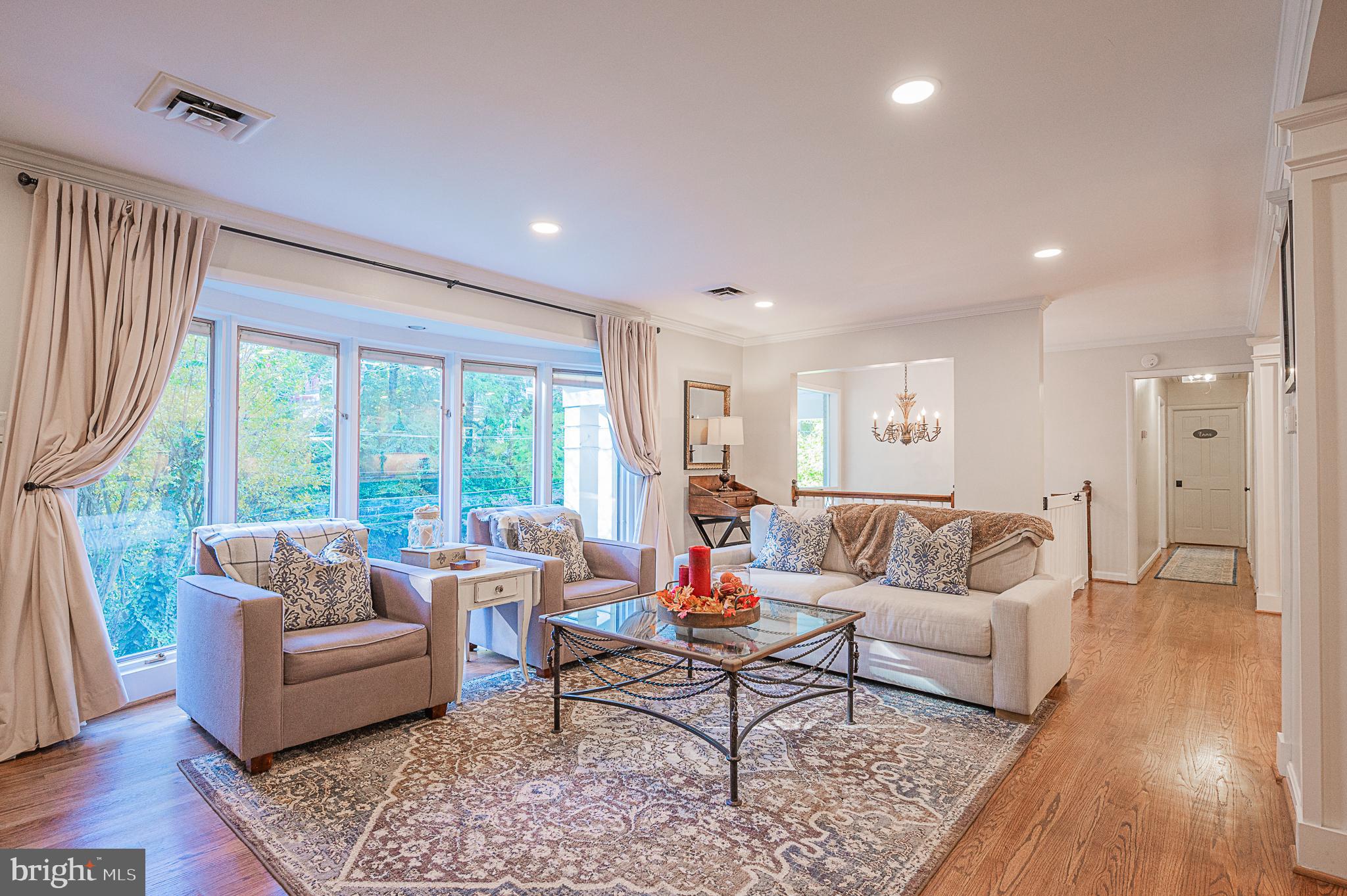 3675 Military Road Arlington, VA 22207 - Photo 5 of 40 Sunlit Living Room with Bowed Baywindow