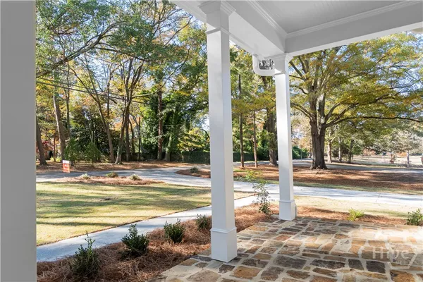 $599,900 | 679 College Drive, Madison, GA 30650