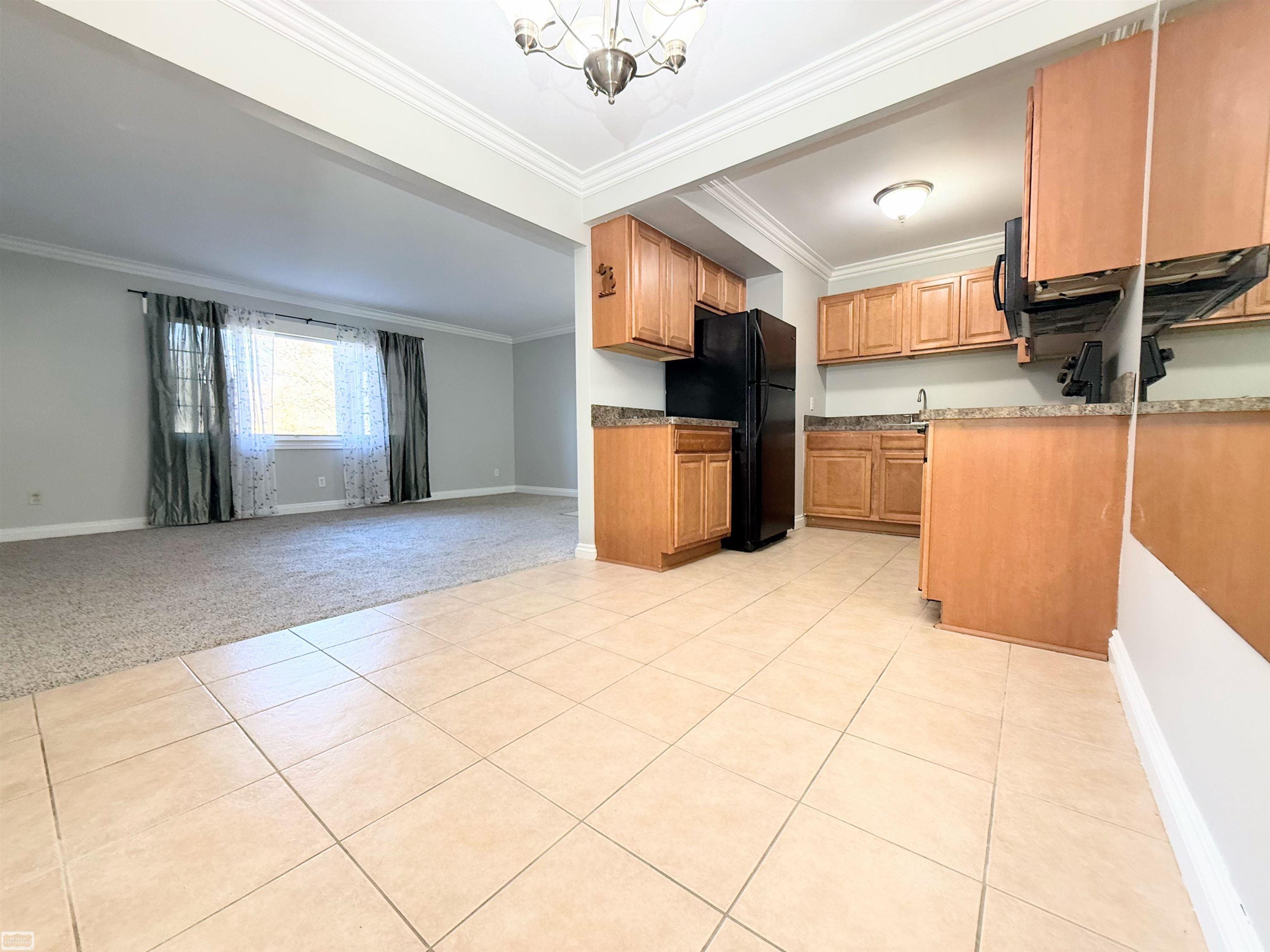 2309 Walton Boulevard, Unit 30 Rochester Hills, MI 48309 - Photo 2 of 8