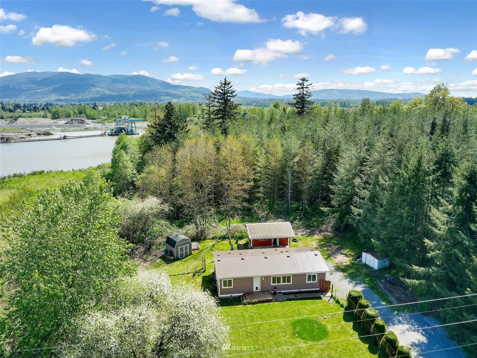 3429 Hopewell Road Everson, WA 98247 - Photo 1 of 22