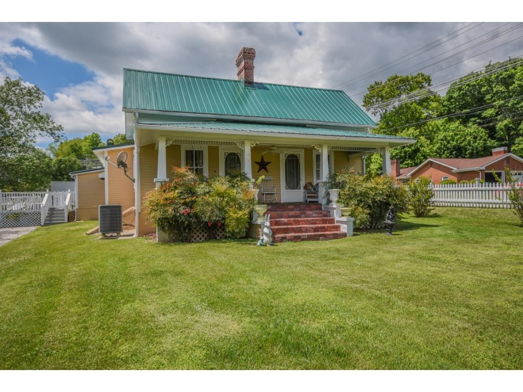 809 Fordtown Road Kingsport, TN 37663 - Photo 1 of 36 Photo 1