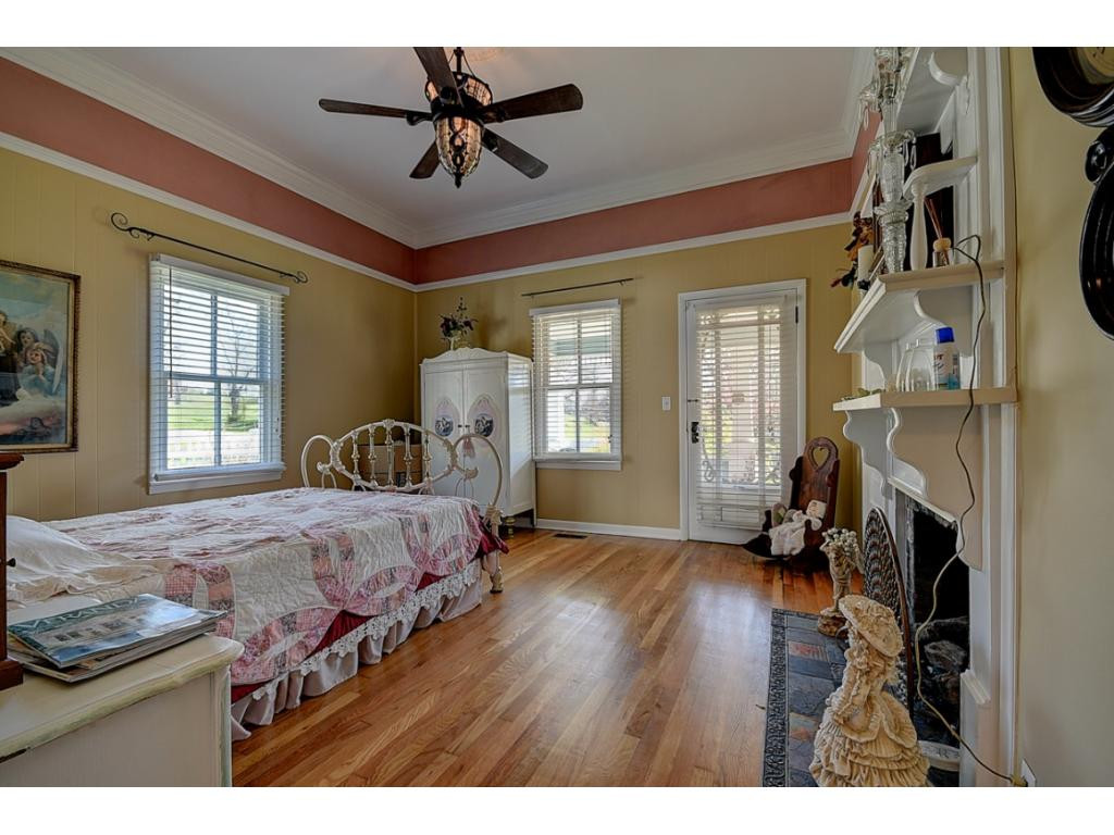 809 Fordtown Road Kingsport, TN 37663 - Photo 5 of 36 Photo 5