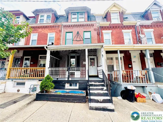 $1,945 | 637 North Penn Street, Allentown, PA 18102
