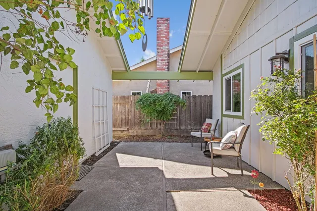 $560,000 | 3161 Bridgeport Court, Turlock, CA 95382