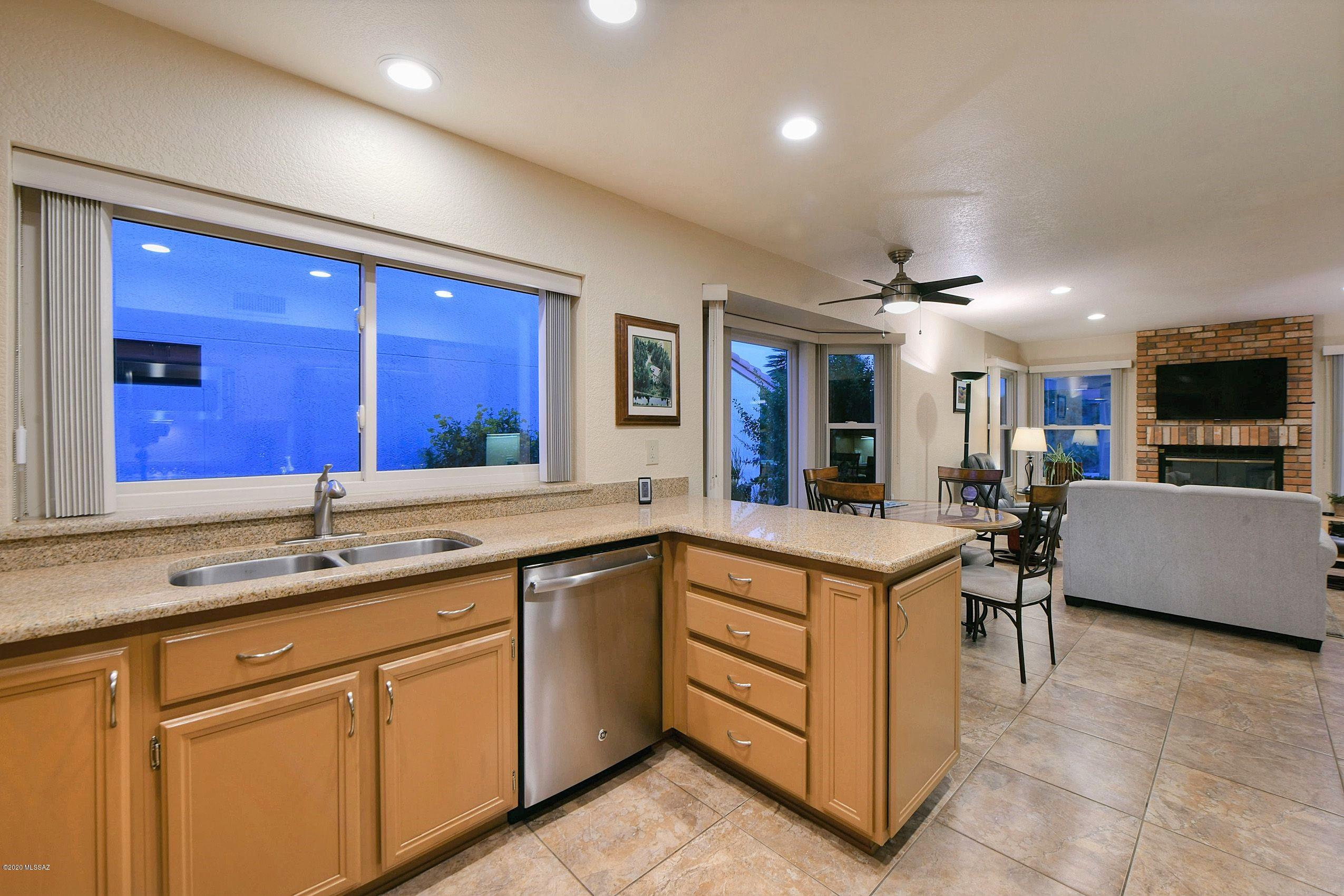 14283 North Copperstone Drive Oro Valley, AZ 85755 - Photo 11 of 42