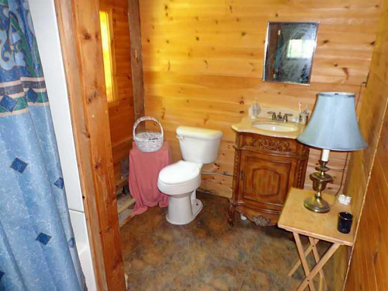 139 Dam Pond Road Augusta, ME 04330 - Photo 13 of 20 Bathroom.