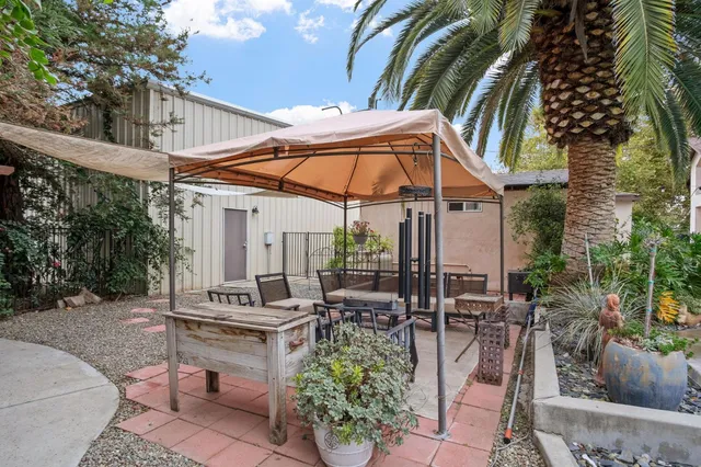 $1,395,000 | 2200 East Tuolumne Road, Turlock, CA 95382