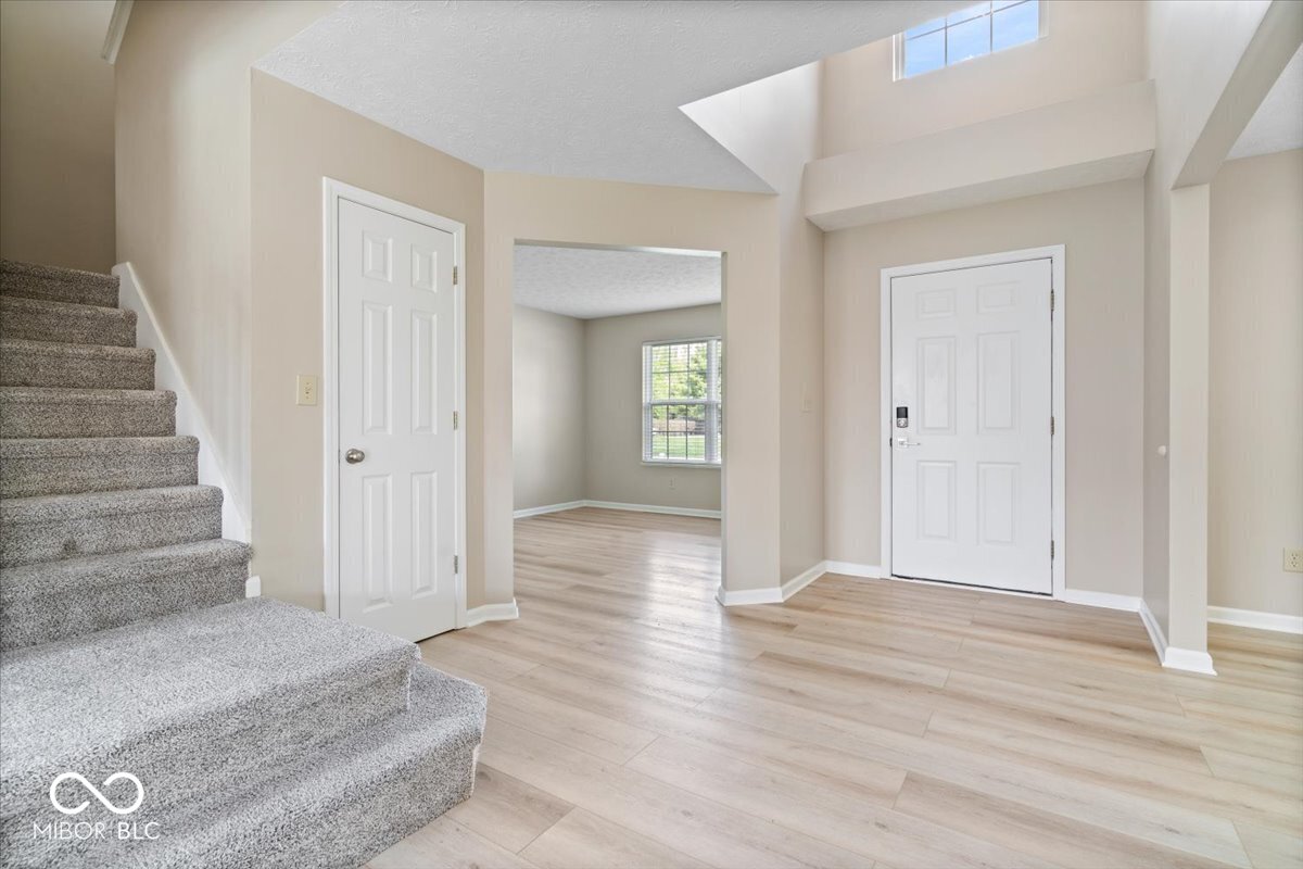 12381 East 131st Street Fishers, IN 46037 - Photo 2 of 45