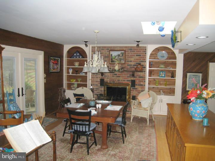 385 Troon Road Dover, DE 19904 - Photo 8 of 25 Breakfast Room