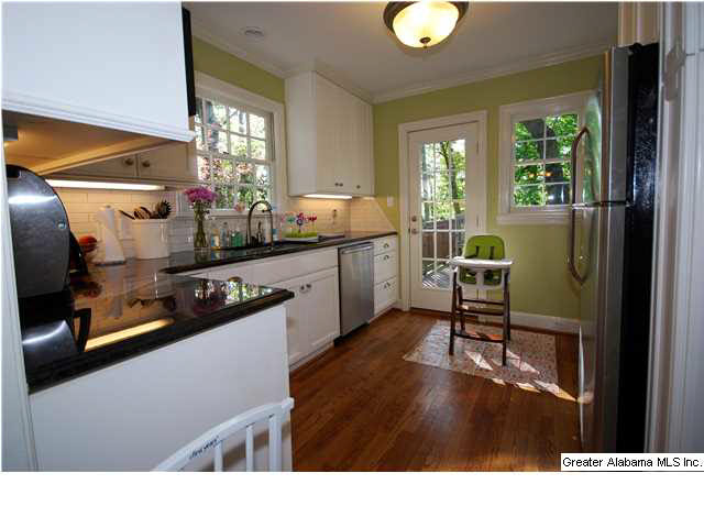 910 Saulter Road Birmingham, AL 35209 - Photo 5 of 30