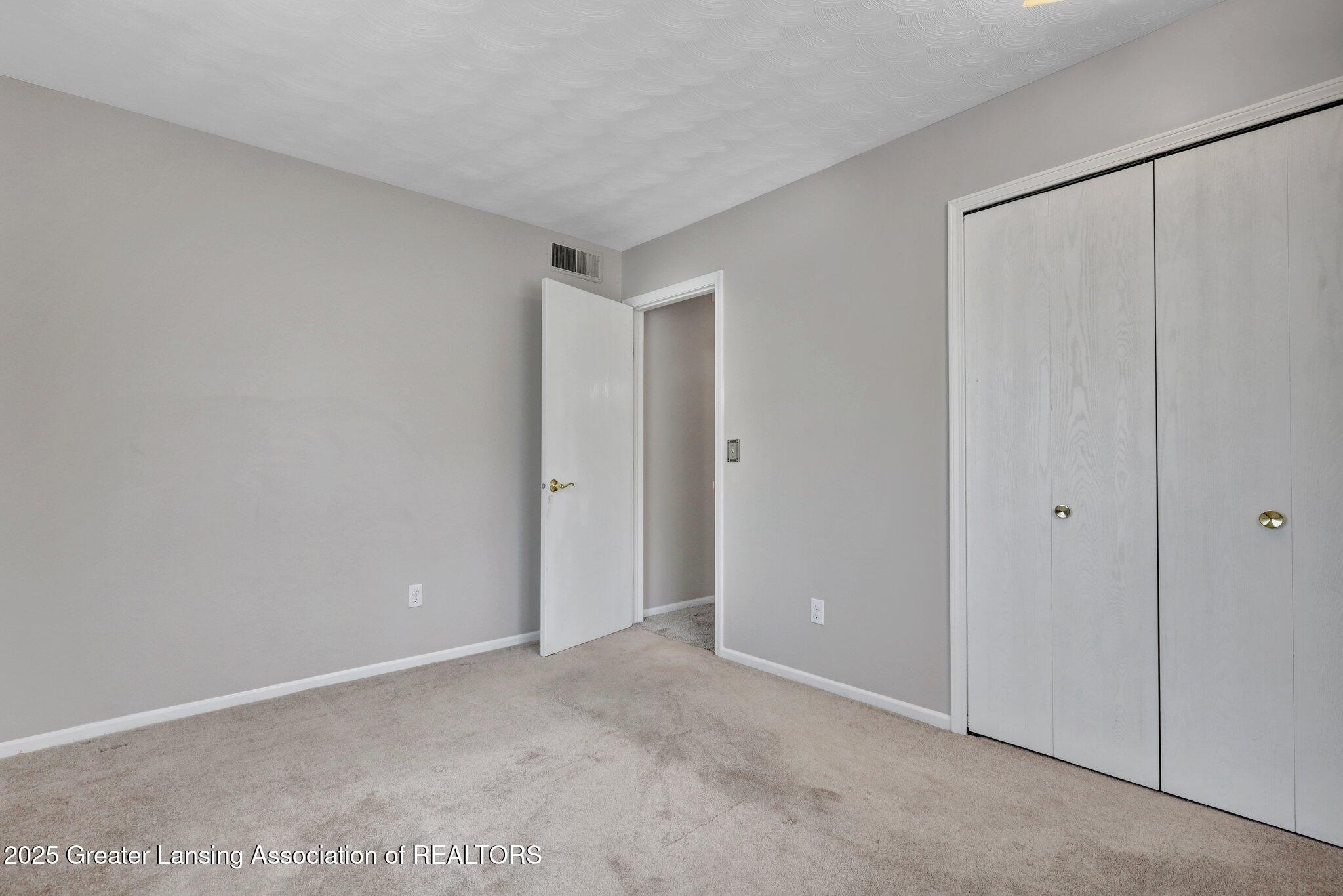 5715 West Barnes Road Eaton Rapids, MI 48827 - Photo 20 of 50 20-web-or-mls-Open Ended Media-15
