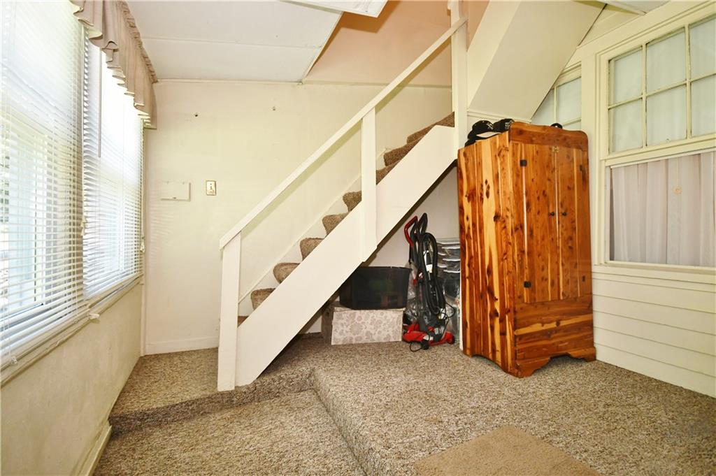 6509 Landview Road Pittsburgh, PA 15217 - Photo 15 of 24 Gallery Image 15