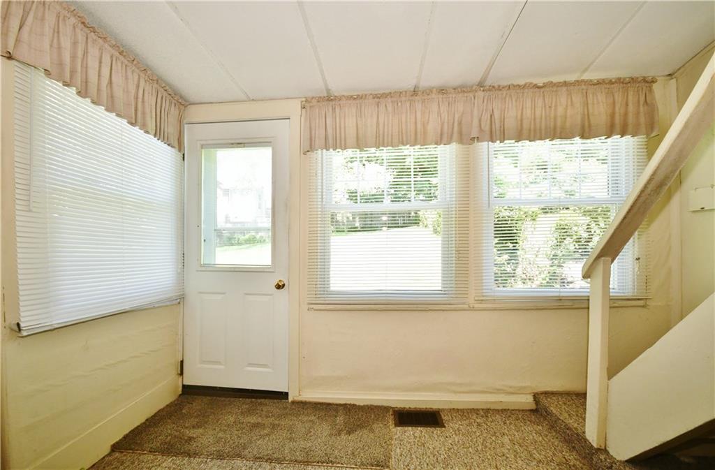 6509 Landview Road Pittsburgh, PA 15217 - Photo 16 of 24 Gallery Image 16