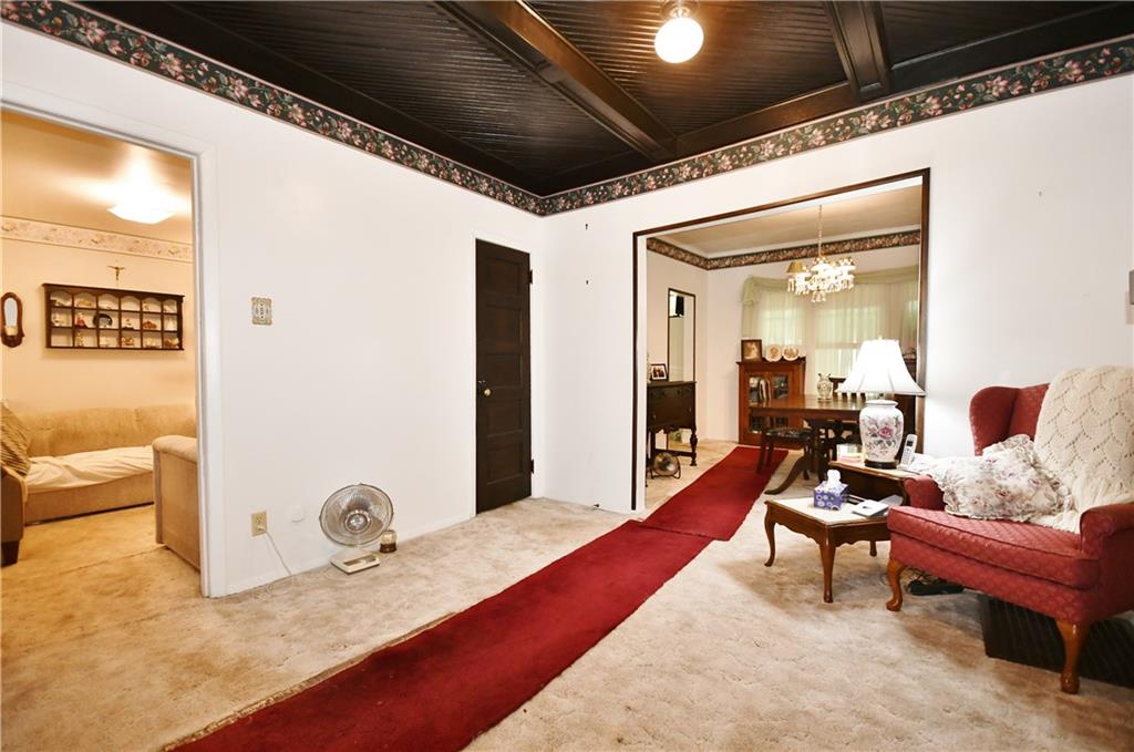 6509 Landview Road Pittsburgh, PA 15217 - Photo 4 of 24 Gallery Image 4