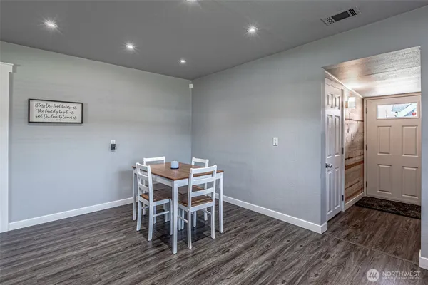 $460,000 | 411 Corrin Avenue Southeast, Orting, WA 98360