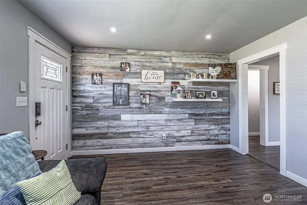 $460,000 | 411 Corrin Avenue Southeast, Orting, WA 98360