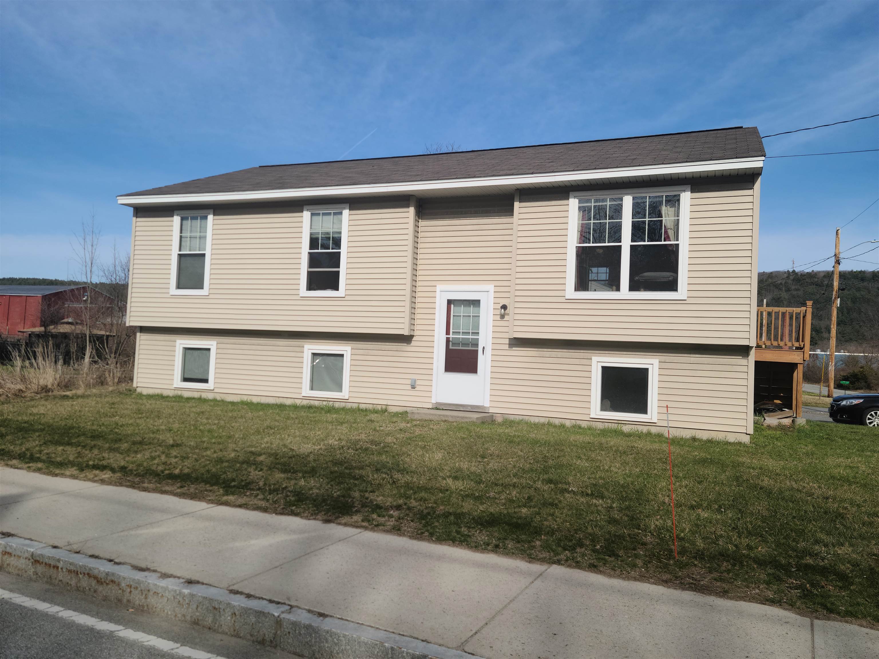 10 Myrtle Street Keene, NH 03431 - Photo 1 of 23 Gallery Image 1