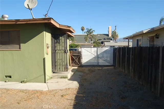 $485,000 | 251 East Ramona Drive, Rialto, CA 92376