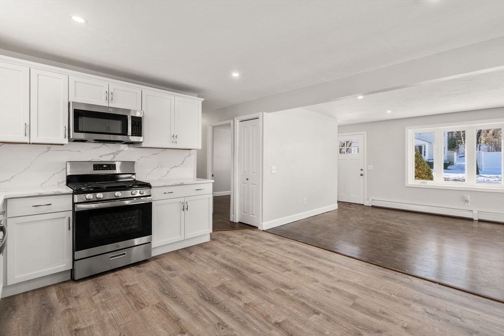 58 Wedgewood Road Worcester, MA 01602 - Photo 9 of 33