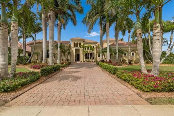 $1,699,000 | 5416 Tybee Island Drive, Apollo Beach, FL 33572