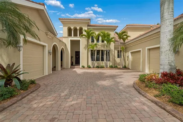 $1,699,000 | 5416 Tybee Island Drive, Apollo Beach, FL 33572
