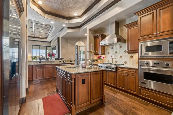 $1,699,000 | 5416 Tybee Island Drive, Apollo Beach, FL 33572