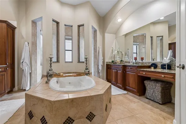 $1,699,000 | 5416 Tybee Island Drive, Apollo Beach, FL 33572