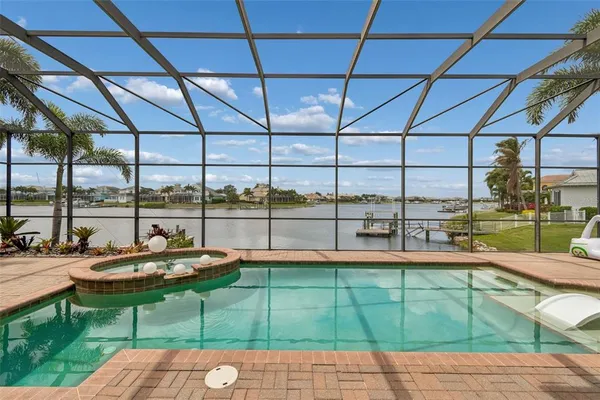 $1,699,000 | 5416 Tybee Island Drive, Apollo Beach, FL 33572