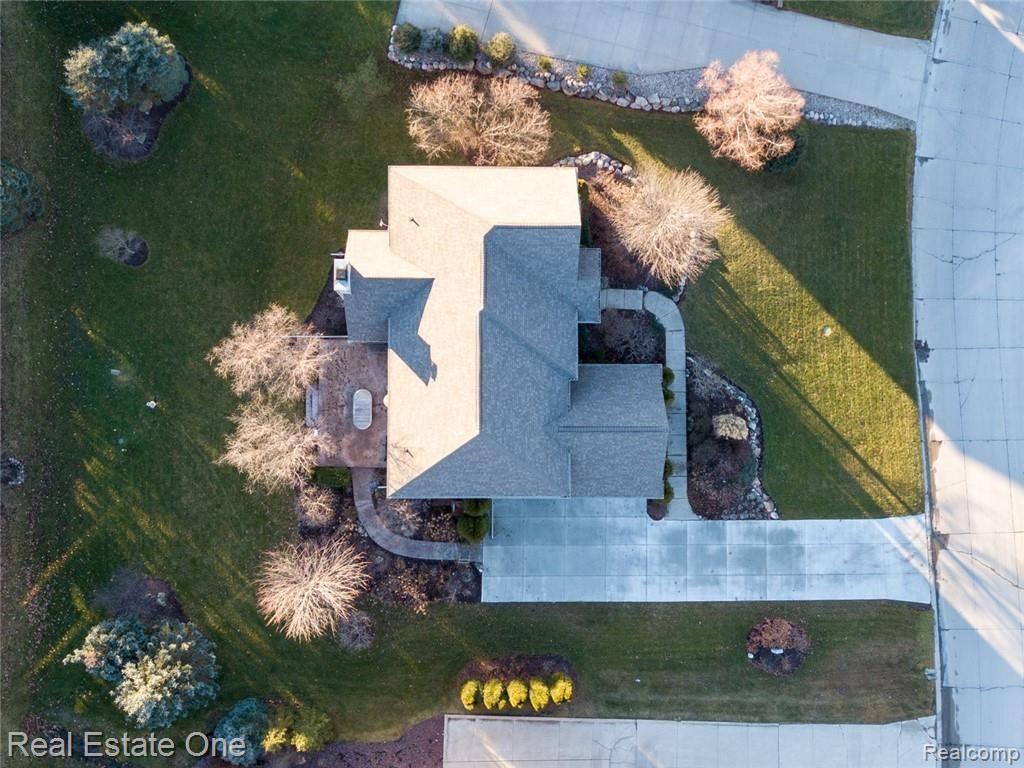 3956 Fawn Drive Rochester, MI 48306 - Photo 48 of 51 DJI_0419.jpg