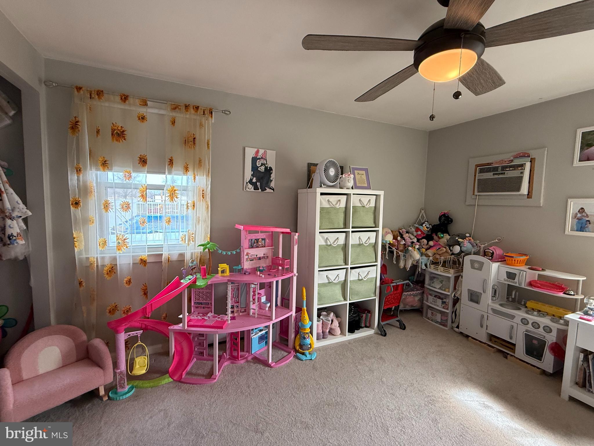 12 North Maple Avenue Ridgely, MD 21660 - Photo 14 of 23 a view of a room with toys