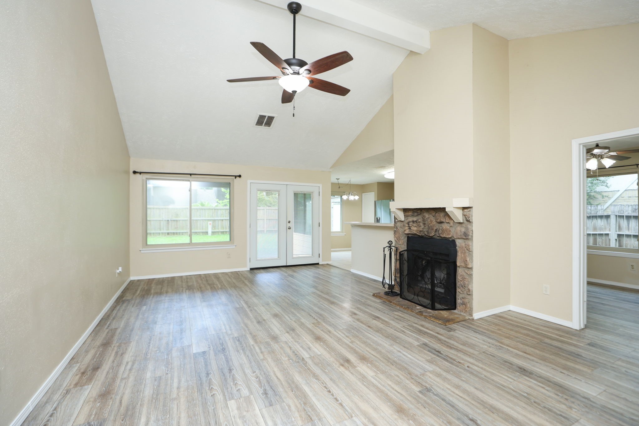 17307 Northchapel Street Spring, TX 77379 - Photo 8 of 41