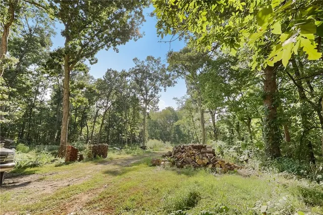 $790,000 | 28605 East 239th Street, Harrisonville, MO 64701