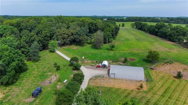 $790,000 | 28605 East 239th Street, Harrisonville, MO 64701