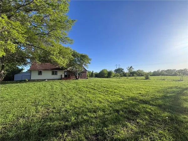 $699,999 | 25909 East 203rd Street, Pleasant Hill, MO 64080