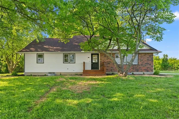 $699,999 | 25909 East 203rd Street, Pleasant Hill, MO 64080