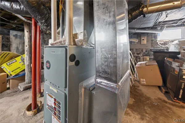 $234,000 | 812 Avery Avenue, Syracuse, NY 13204