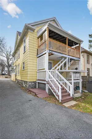 $234,000 | 812 Avery Avenue, Syracuse, NY 13204