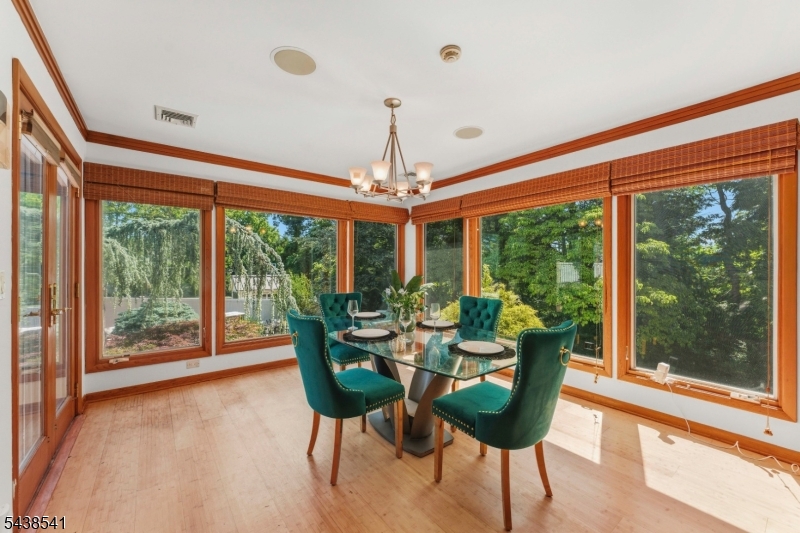486 Summit Road Mountainside, NJ 07092 - Photo 5 of 50