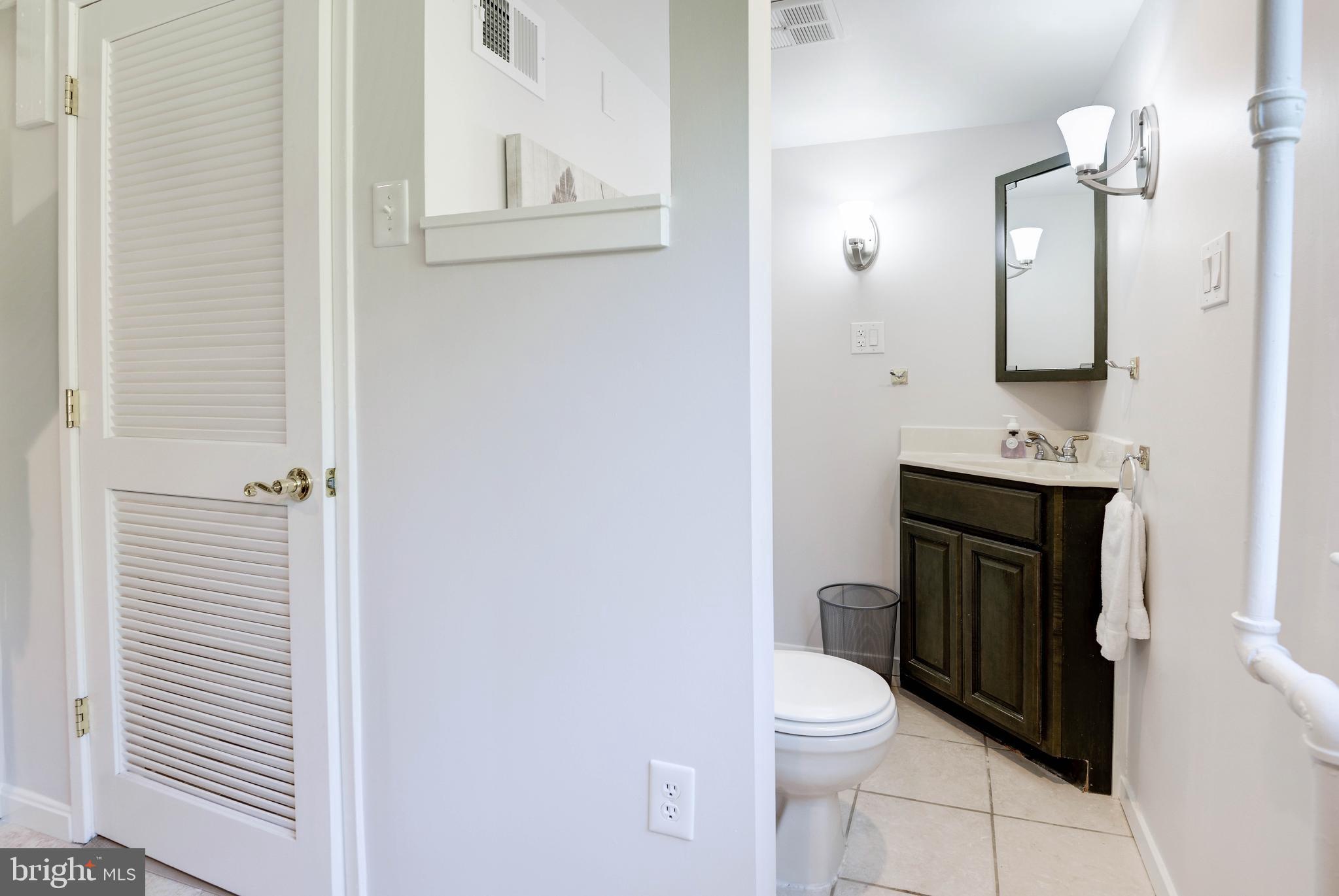 11799 Indian Ridge Road Reston, VA 20191 - Photo 23 of 62