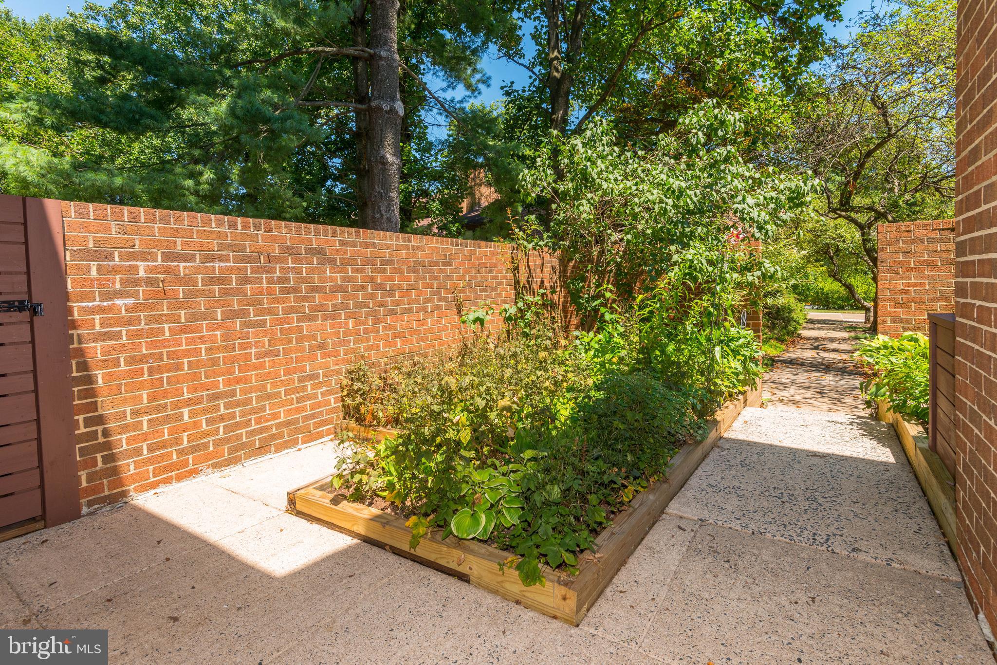 11799 Indian Ridge Road Reston, VA 20191 - Photo 44 of 62