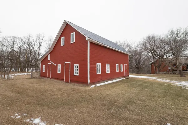 $545,000 | 30272 Co Highway 61, Henning, MN 56551