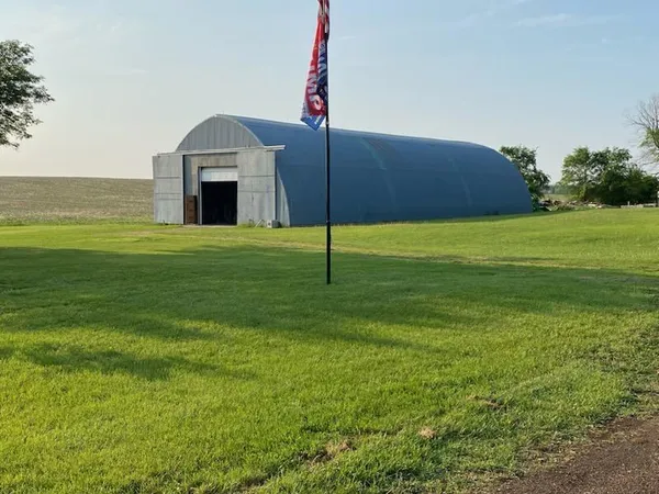 $545,000 | 30272 Co Highway 61, Henning, MN 56551