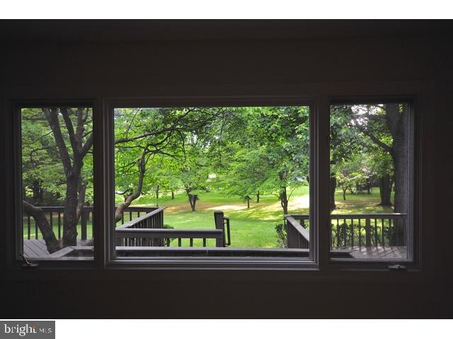 8 Royal Oak Road Lawrence Township, NJ 08648 - Photo 11 of 25 Gallery Image 11