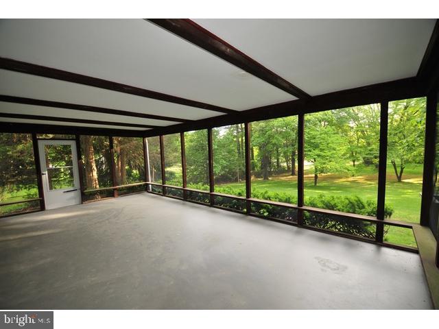 8 Royal Oak Road Lawrence Township, NJ 08648 - Photo 19 of 25 Gallery Image 19