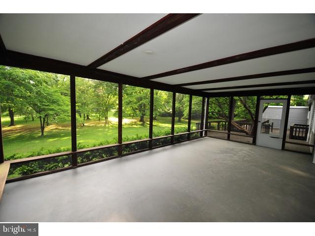 8 Royal Oak Road Lawrence Township, NJ 08648 - Photo 20 of 25 Gallery Image 20