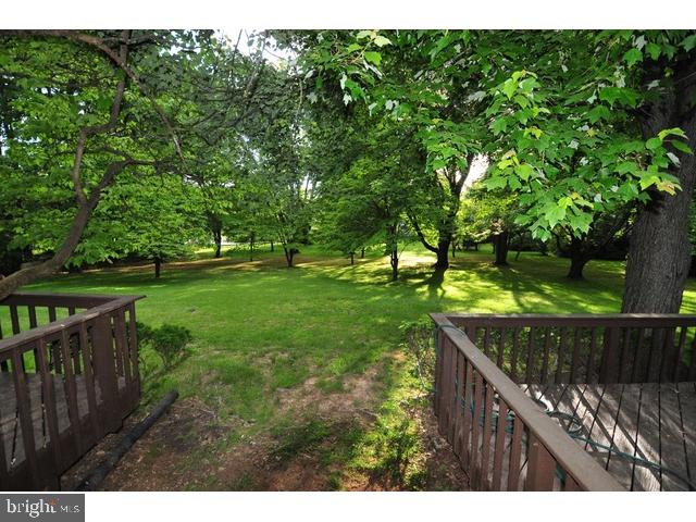 8 Royal Oak Road Lawrence Township, NJ 08648 - Photo 22 of 25 Gallery Image 22