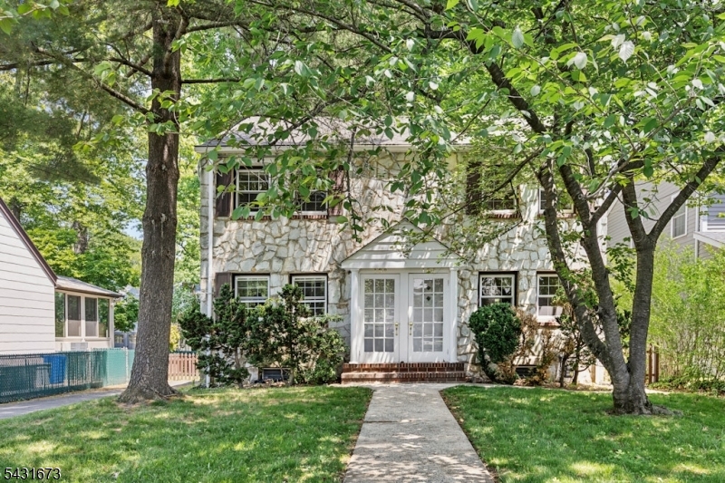 106 Gallows Hill Road Cranford, NJ 07016 - Photo 1 of 27