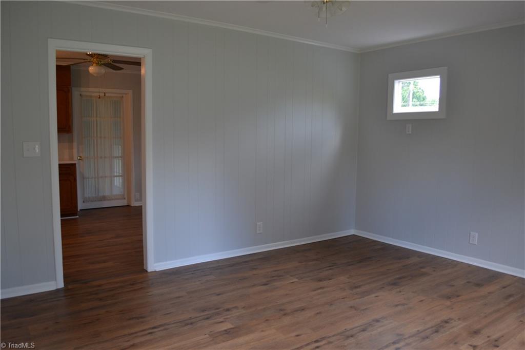 103 13th Avenue Mayodan, NC 27027 - Photo 5 of 27