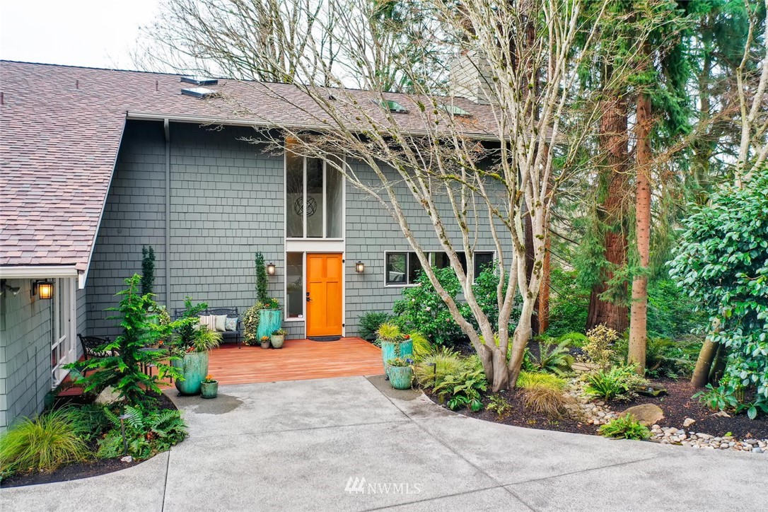 6280 West Mercer Way Mercer Island, WA 98040 - Photo 35 of 38